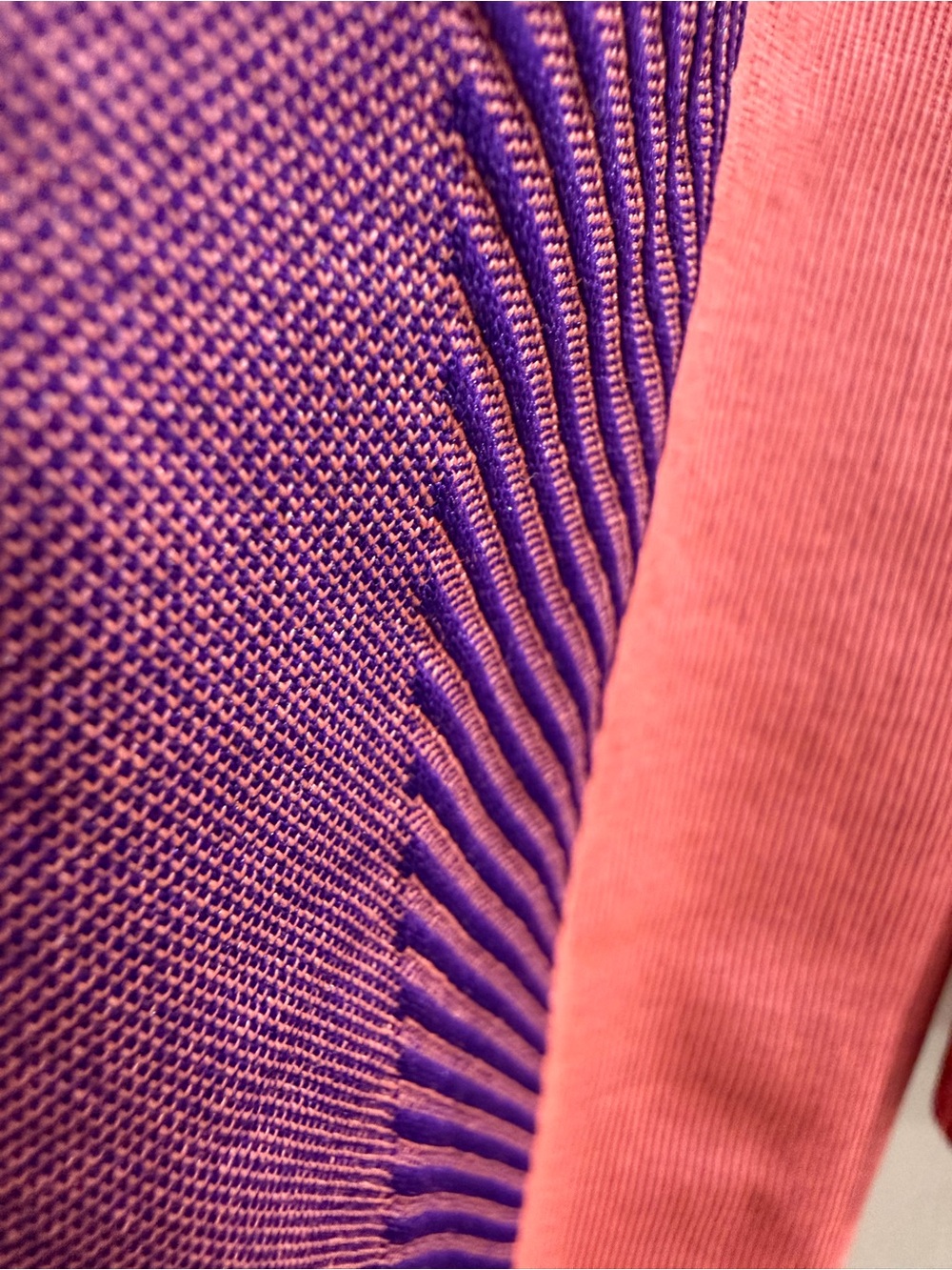 💚 5 for $20! Fabletics Cropped Pink & Purple Stripe Sweatshirt - small - Picture 7 of 8